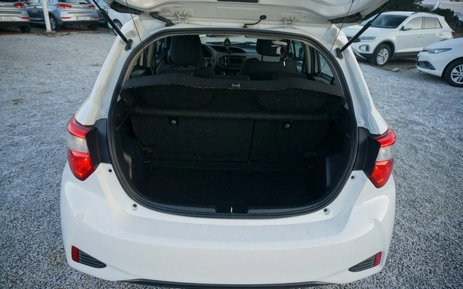 Toyota Yaris cena 45700 przebieg: 171574, rok produkcji 2018 z Grodków małe 562
